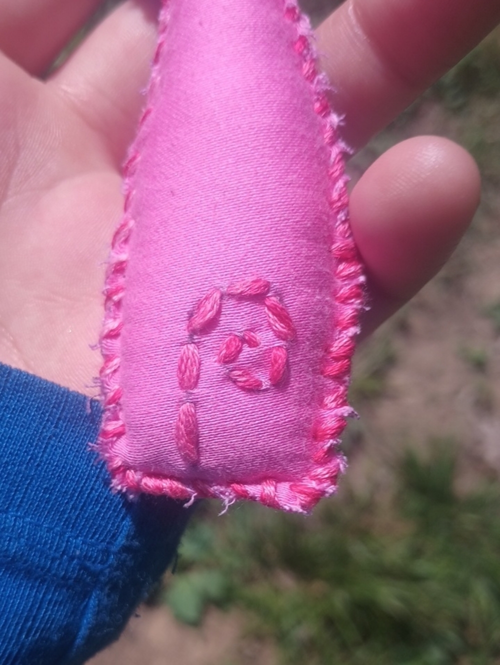 Handcrafted Denim Cat Keychain - Picture 6 of 6